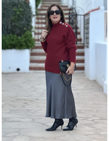 Suéter joya granate con cuello chimenea y...