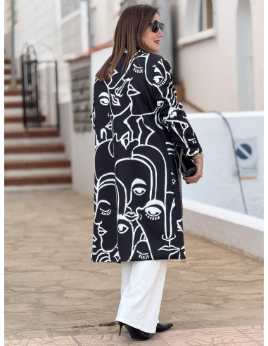 👥 Abrigo Cruzado con Estampado de Caras: Estilo...