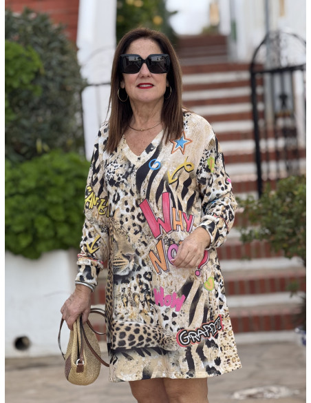 Vestido corto animal print con tigre y letras flúor
