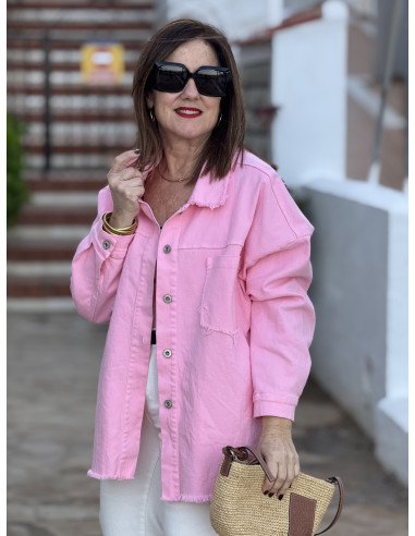 Sobrecamisa Rosa con Detalle de Pintura en la...