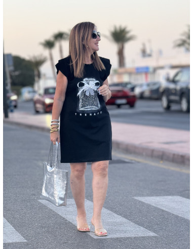 Vestido negro fragancia