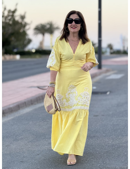 Conjunto de Dos Piezas amarillo: Falda y Cuerpo
