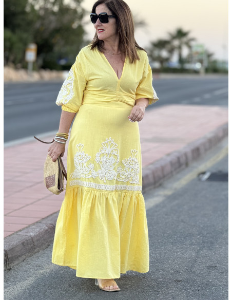 Conjunto de Dos Piezas amarillo: Falda y Cuerpo