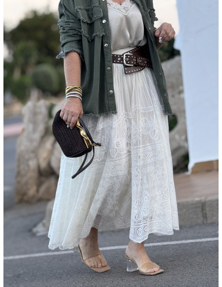 Falda de encaje crudo con forro microplisado y cintura elástica