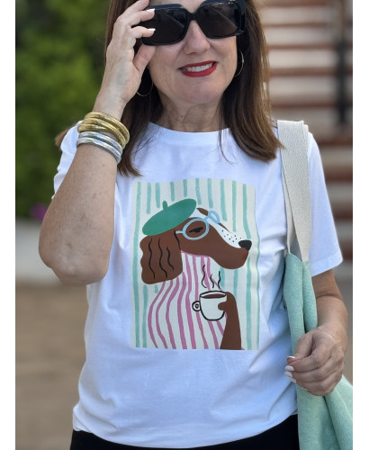Camiseta blanca con ilustración de perrito chic