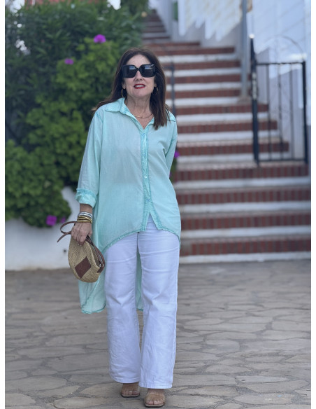 Camisa asimétrica agua marina efecto lavado