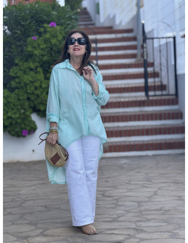 Camisa asimétrica agua marina efecto lavado