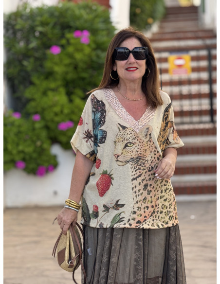 Suéter de punto fino con tigre y mariposa