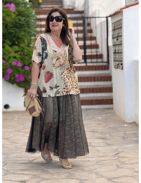 Suéter de punto fino con tigre y mariposa