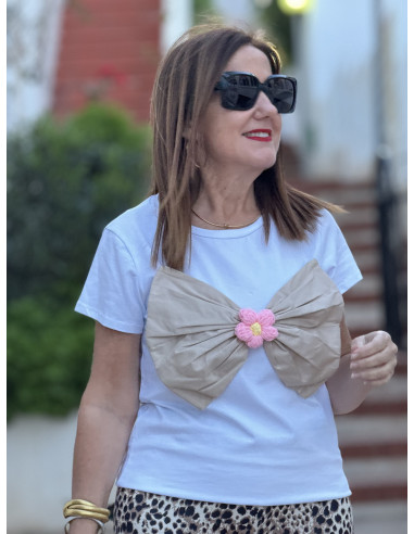 🎀 Camiseta Manga Corta Blanco con Lazo Camel y...