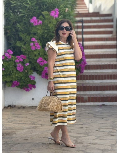 Vestido de franjas mostaza y crudo con...