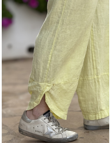 Pantalón de lino amarillo con cintura elástica...