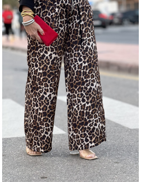 🐾 Pantalón Satinado Animal Print: Estilo Salvaje