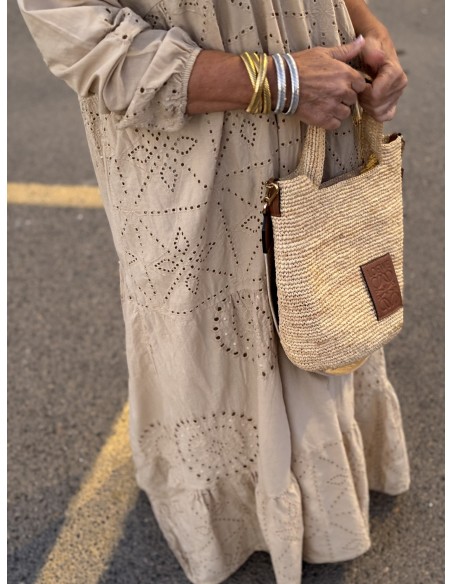 💚 Vestido Bordado Inglés Camel: Elegancia y Estilo sin Esfuerzo 🌟