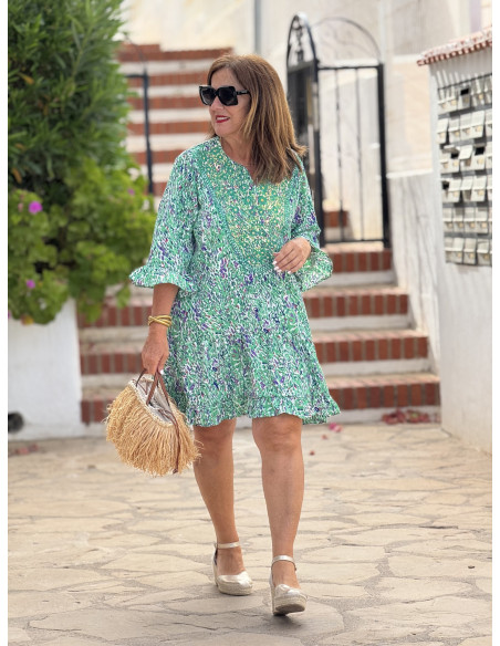 Vestido corto estampado verde con pecherín bordado