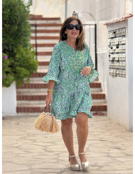 Vestido corto estampado verde con pecherín bordado