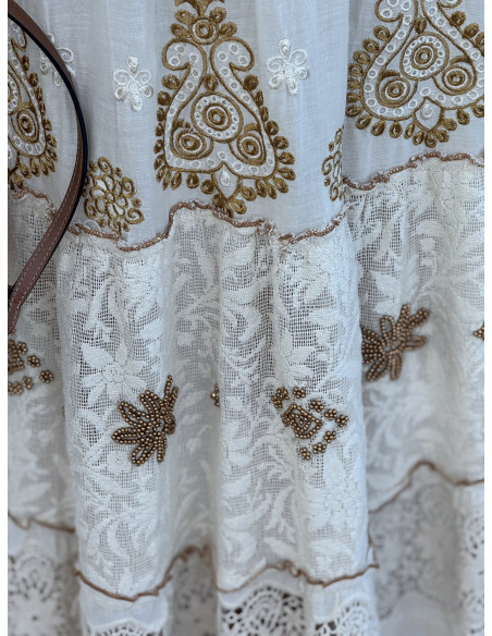 🌾 Vestido Boho Crudo Bordado con Dorado