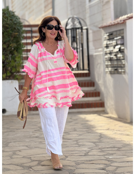 Blusón Crudo con Bordado Flúor Rosa