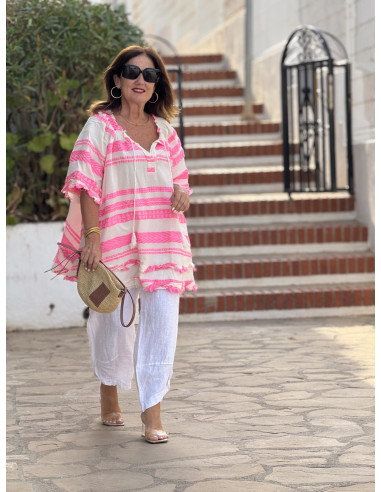 Blusón Crudo con Bordado Flúor Rosa