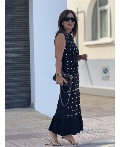 🖤 Vestido Largo Negro con Tachas Plateadas 2