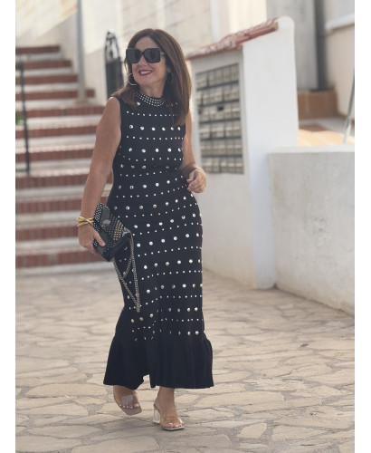 🖤 Vestido Largo Negro con Tachas Plateadas