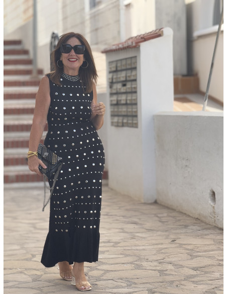 🖤 Vestido Largo Negro con Tachas Plateadas