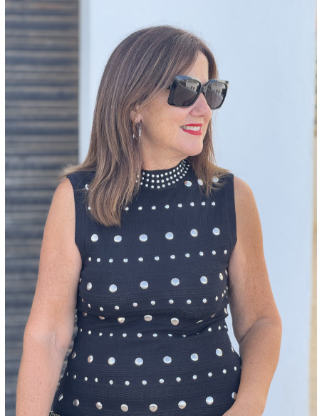 🖤 Vestido Largo Negro con Tachas Plateadas