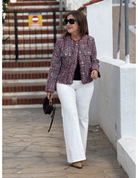 Chaqueta de tweed burdeos con botones plateados