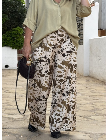 Pantalón satén estampado tonos verdes y marrón