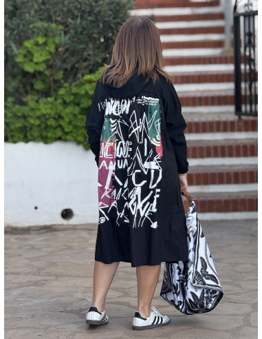 Vestido combinado con capucha y dibujo de...
