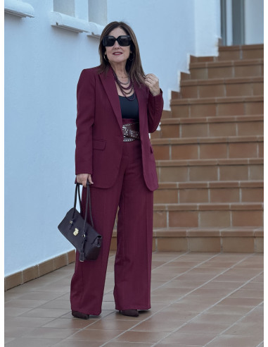 Pantalón granate de talle alto con pinzas |...