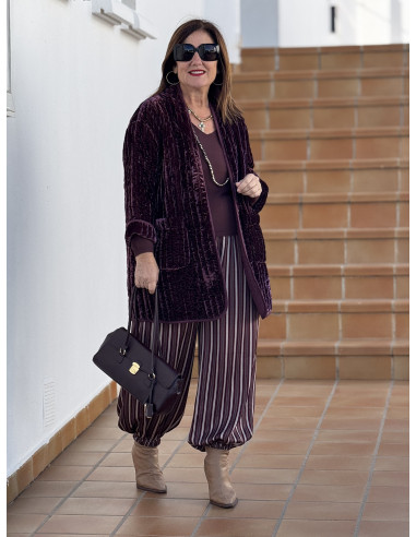 Kimono acolchado de terciopelo granate