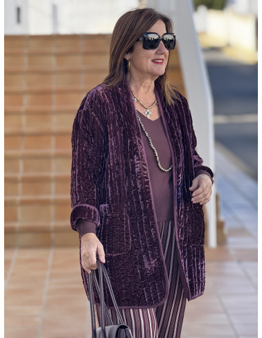 Kimono acolchado de terciopelo granate