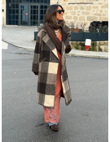 Abrigo cruzado a cuadros en tonos marrones y crudo