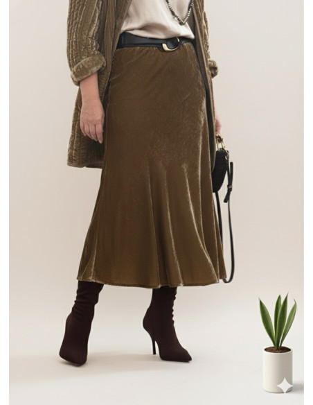 Falda larga de terciopelo dorada con cintura elástica