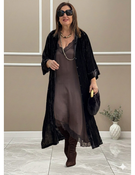 Vestido camisero de terciopelo con aberturas laterales gris