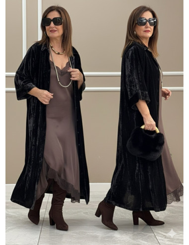 Vestido camisero de terciopelo con aberturas...