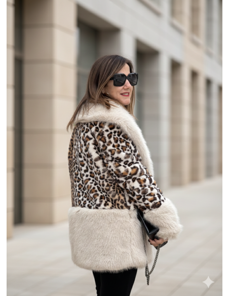 🐾✨ Abrigo de Pelo Sintético Animal Print y Crudo 🐾✨
