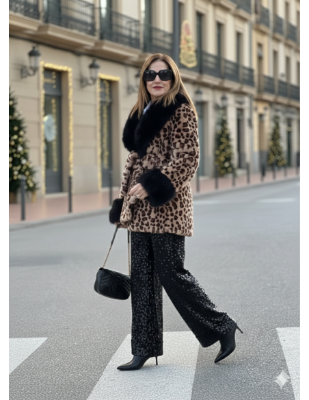 Abrigo de pelo sintético animal print con cinturón ajustable