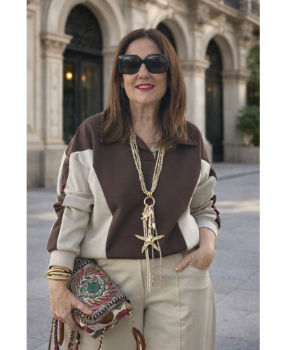 Sudadera Técnica Marrón y Crudo Cuello Polo