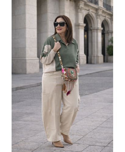 Sudadera Técnica Verde y Crudo Cuello Polo 2