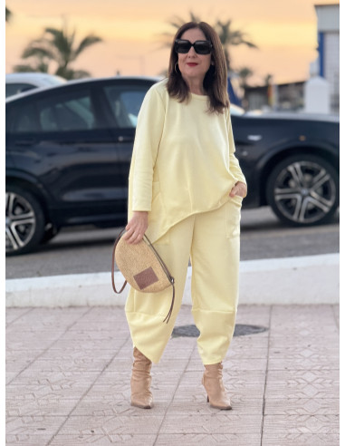 Conjunto amarillo en Tejido Técnico Suave