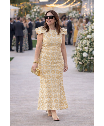 Vestido Bordado Amarillo con Hombreras 2