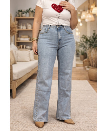 Vaquero de Pata Ancha con Tachas Laterales 2