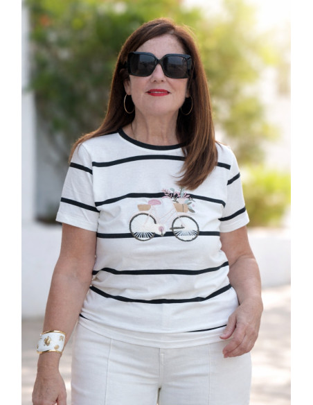 Camiseta navy con bicicleta bordada en blanco y negro