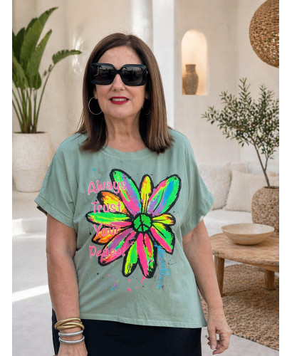 Camiseta kaki margarita flúor peace 2