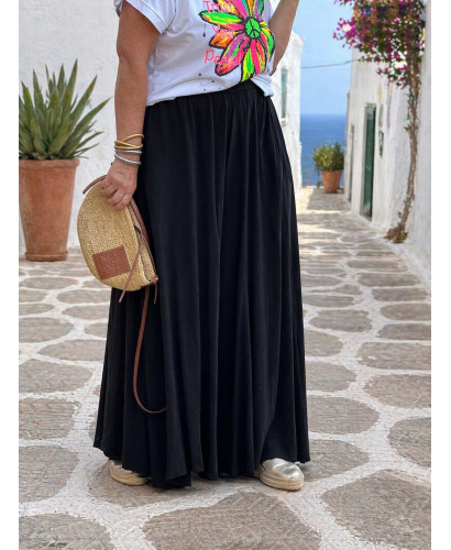 Pantalón negro pata ancha efecto falda 2