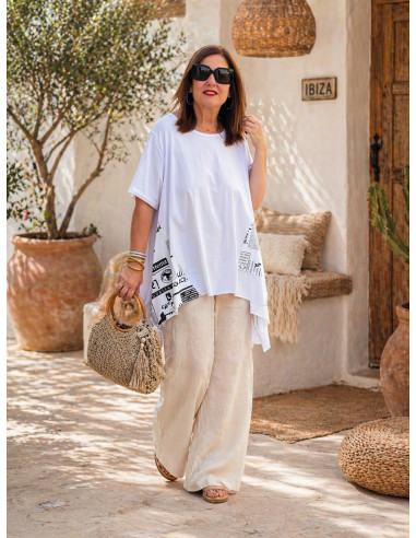 Camiseta blanca evasé con picos