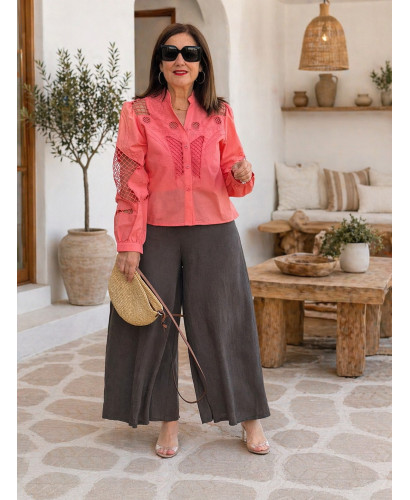 Camisa Coral Bordada con Calados 2