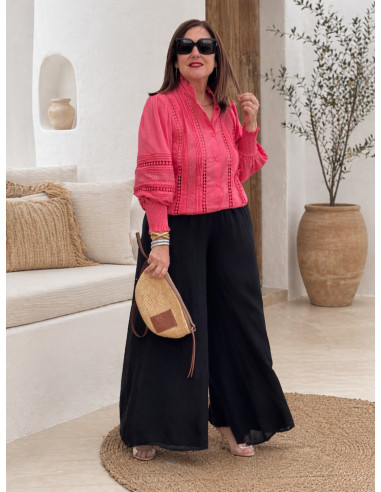 Camisa coral con Detalles Bordados y Microplisados